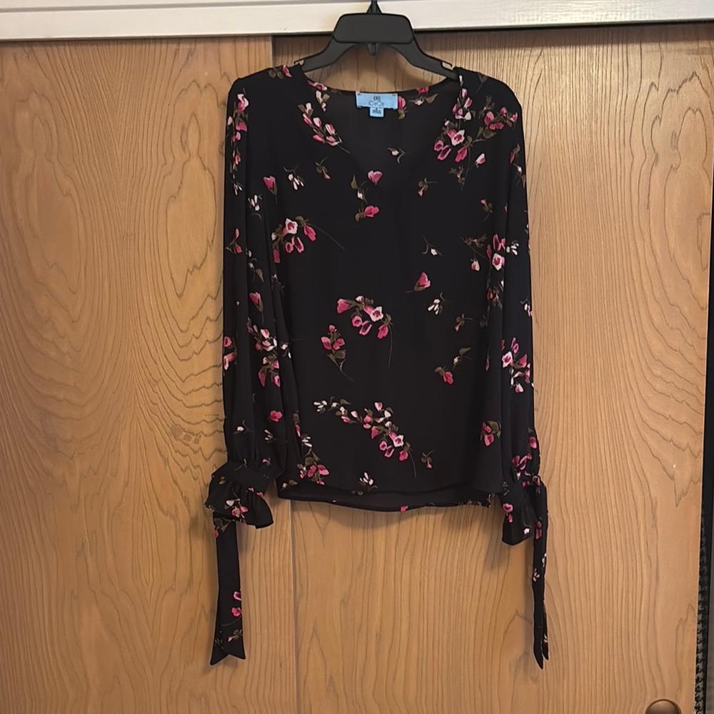 CeCe Black and Pink Long Blouse